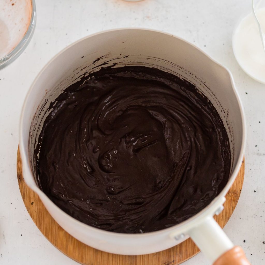Pot with melted chocolate.